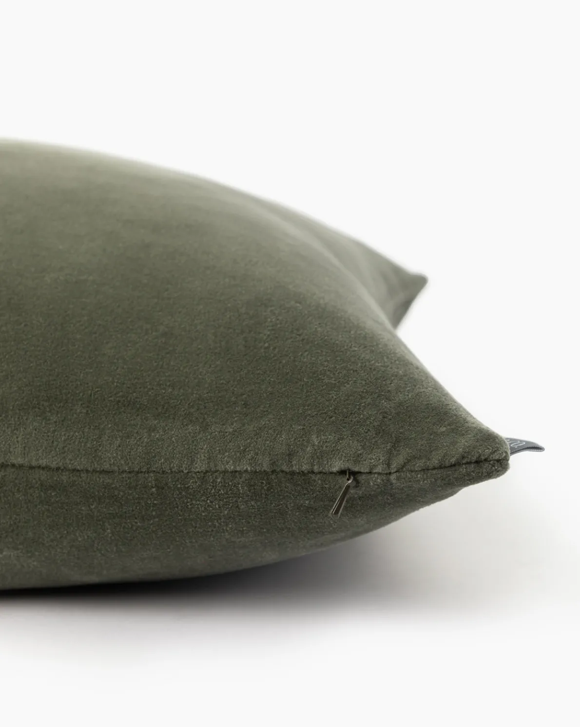 Bellevue Velvet Pillow Cover