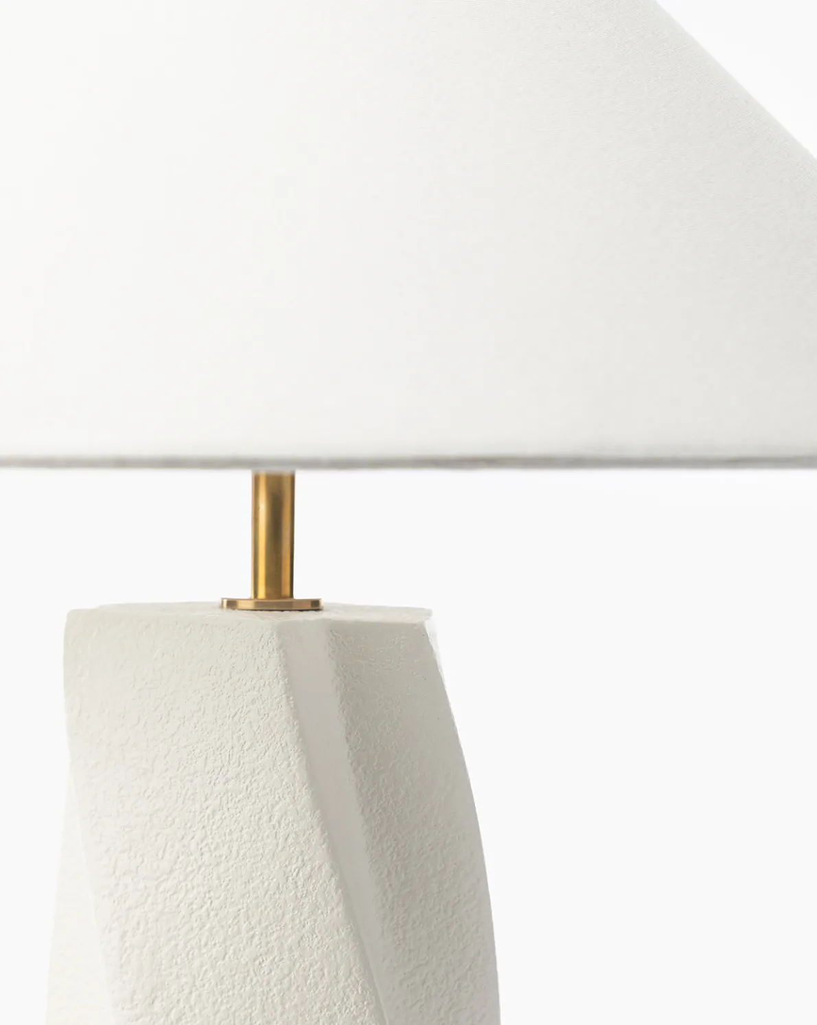 Bettencourt Table Lamp