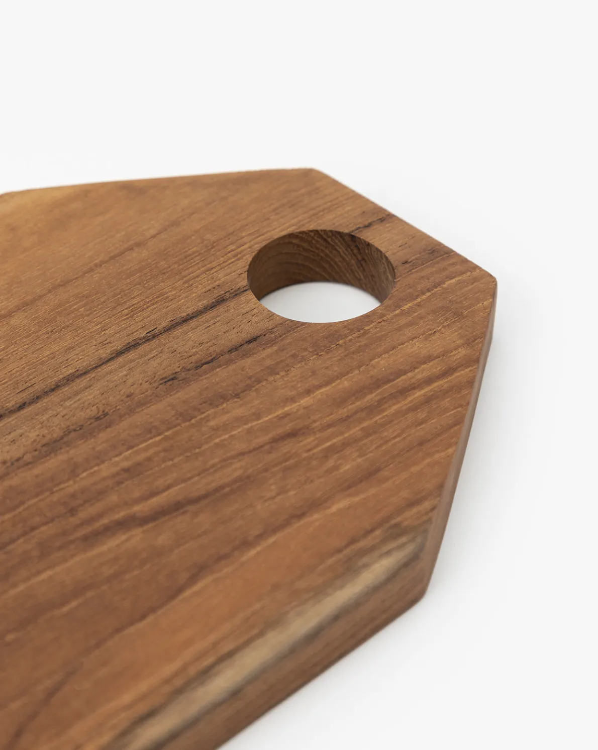 Bevelled Edge Cutting Board