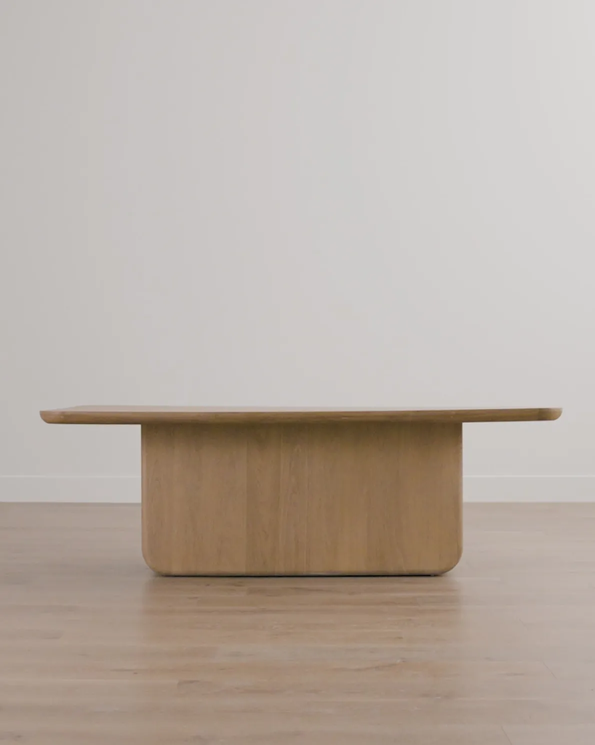 Cheswick Dining Table