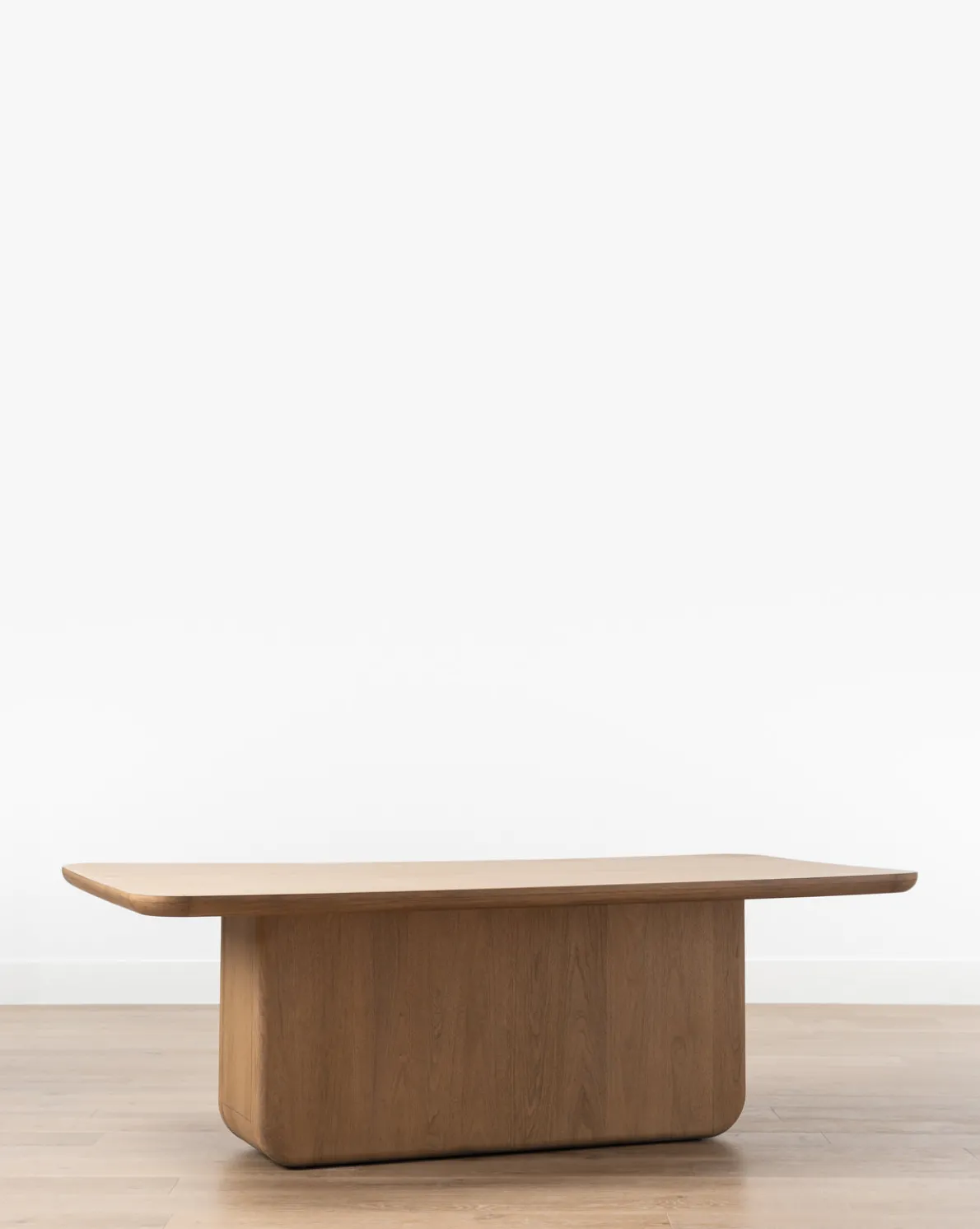 Cheswick Dining Table