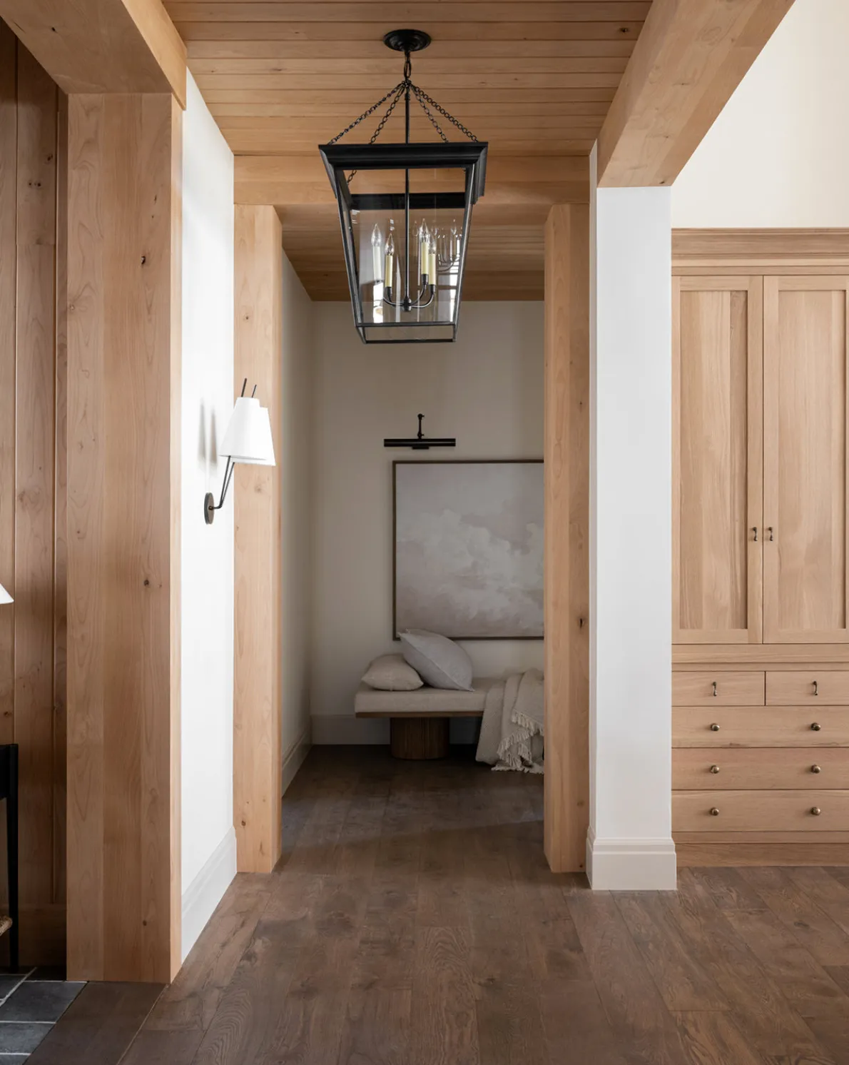 Cornice Hanging Lantern