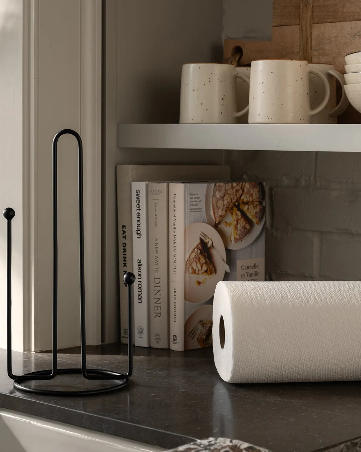 Olen Paper Towel Holder