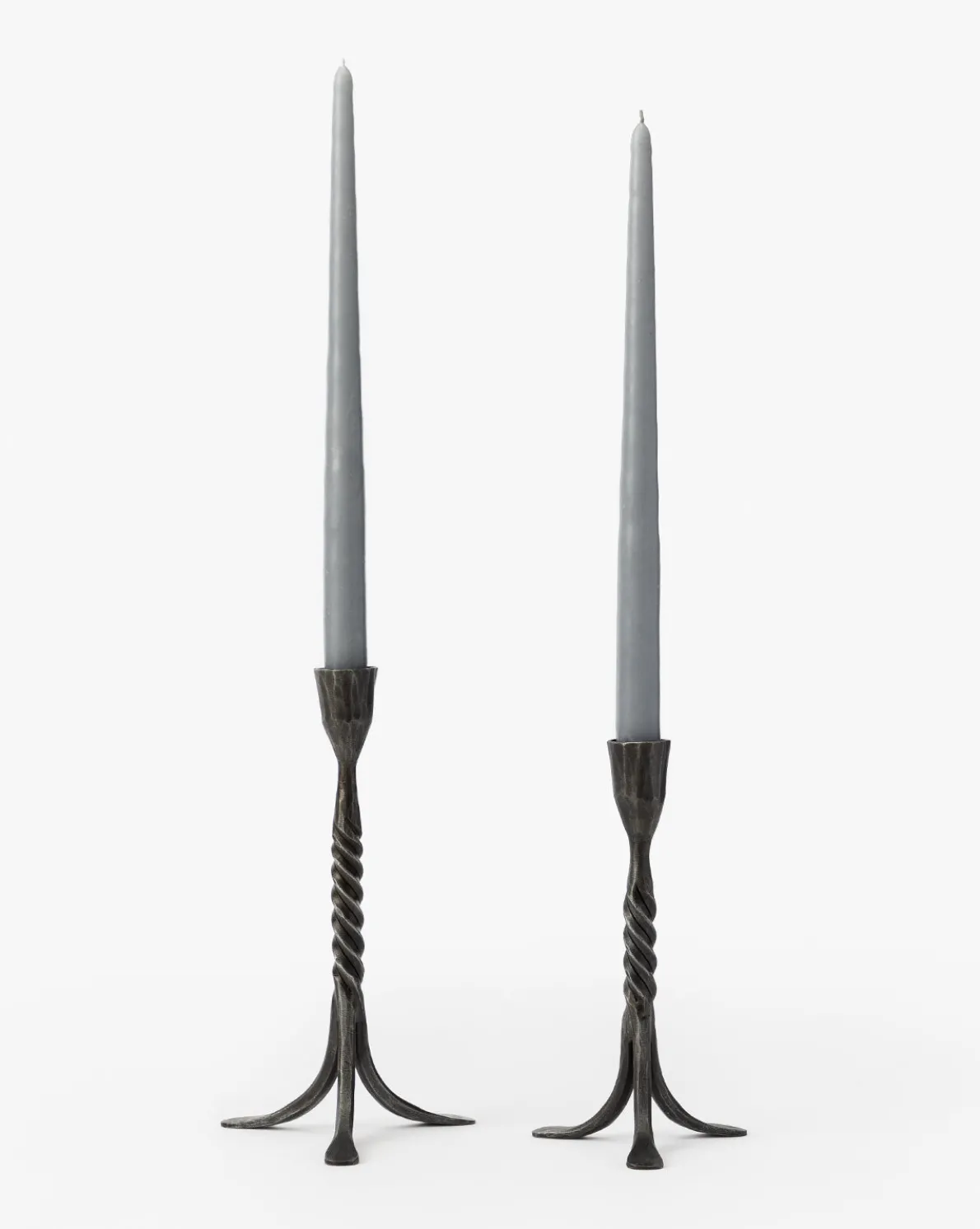 Rosario Taper Holder