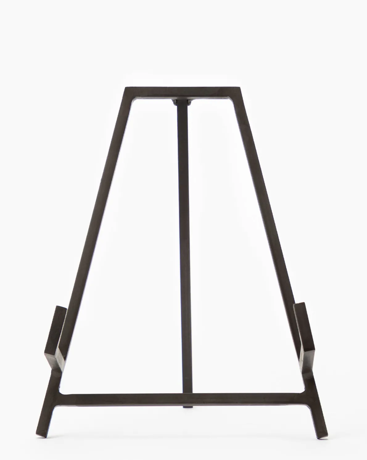 Studio Display Easel